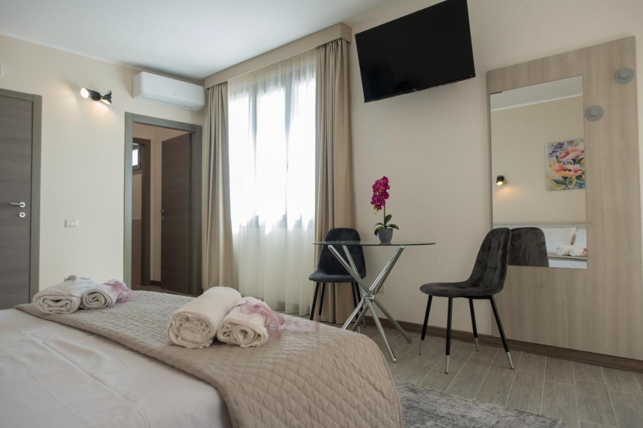 Green Guest House 奥里斯塔诺 外观 照片